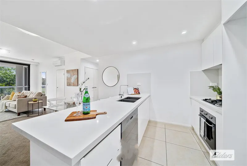 8/35 Balmoral Street — photo 3 of 9