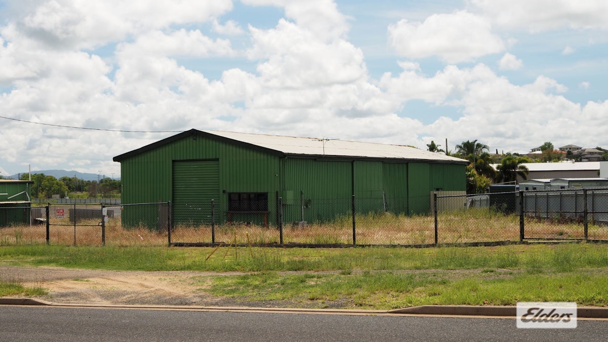 50 Old Capricorn Highway, Gracemere, QLD, 4702 - Image 2