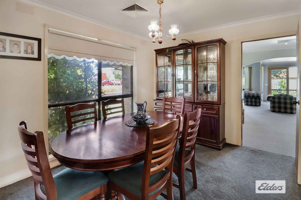 21 McDonald Street, Mansfield, VIC, 3722 - Image 5