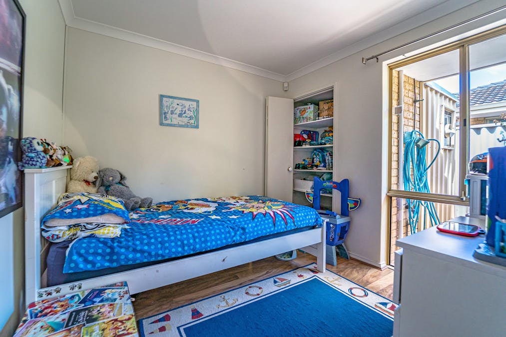 2 Leeward Close, Safety Bay, WA, 6169 - Image 10