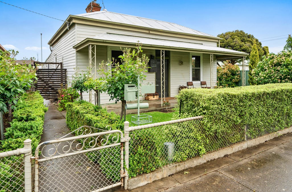 27 Brock Street, Euroa, VIC, 3666 - Image 17