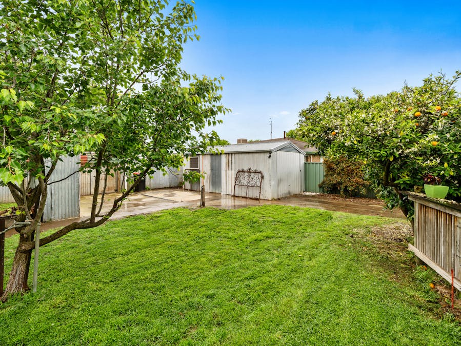 27 Brock Street, Euroa, VIC, 3666 - Image 14