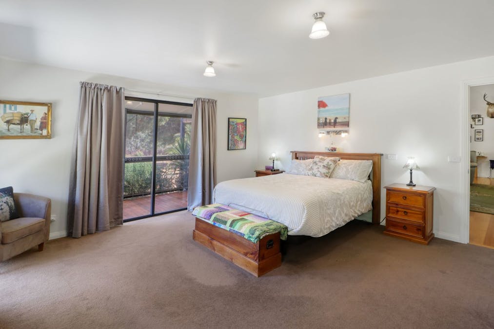 550 Howes Creek Road, Mansfield, VIC, 3722 - Image 9