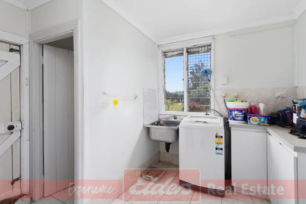 209 Clifton Road, Yarloop, WA, 6218 - Image 11