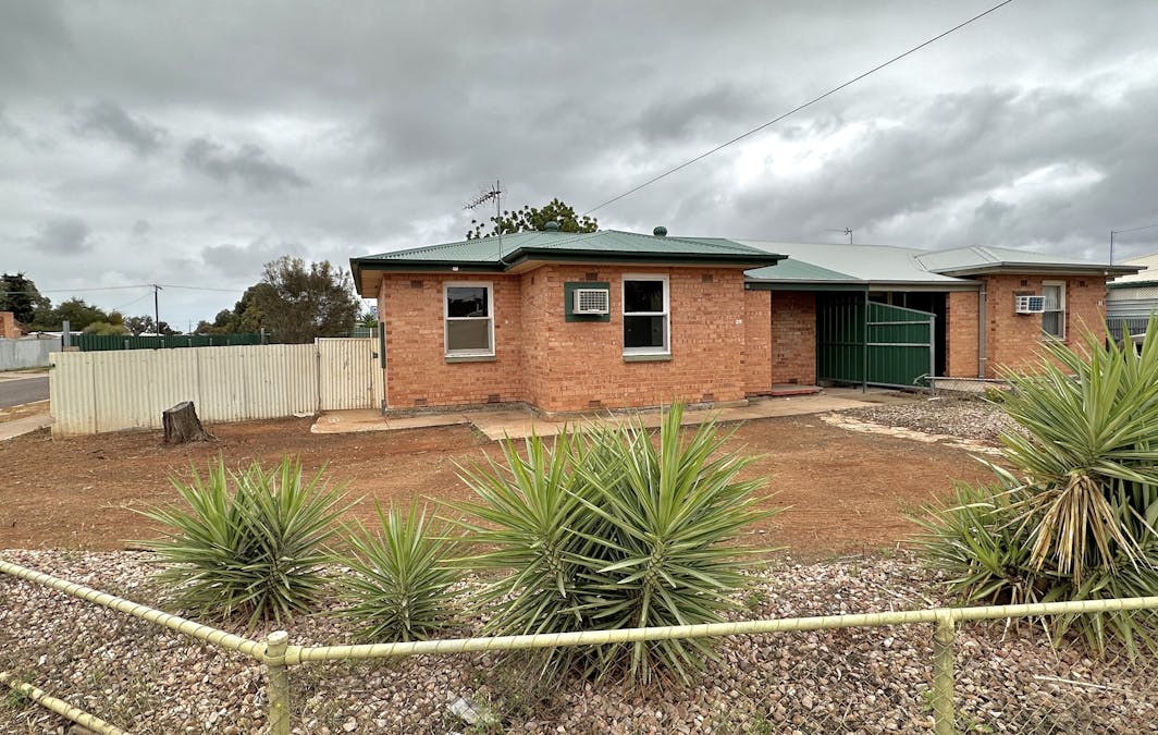 29 Henry Street, Whyalla Stuart, SA, 5608 - Image 2