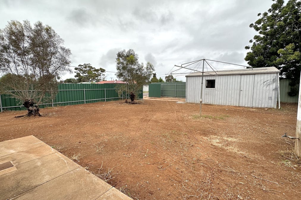 29 Henry Street, Whyalla Stuart, SA, 5608 - Image 13
