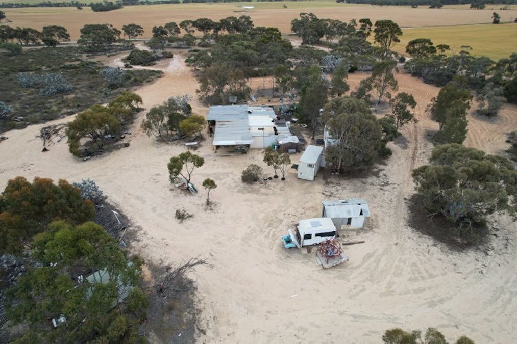 20072/Minchin South Road, Balkuling, WA, 6383 - Image 1
