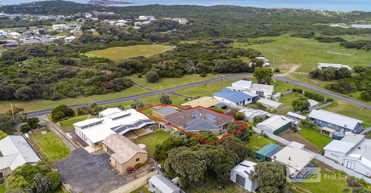 36 Parklands Terrace, Beachport, SA, 5280 Sold Elders Real Estate