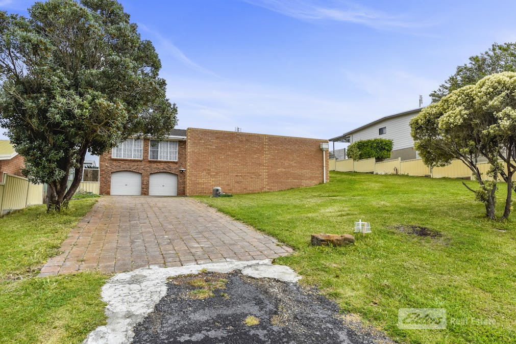 36 Parklands Terrace, Beachport, SA, 5280 Sold Elders Real Estate