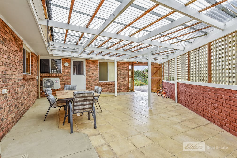 36 Parklands Terrace, Beachport, SA, 5280 Sold Elders Real Estate