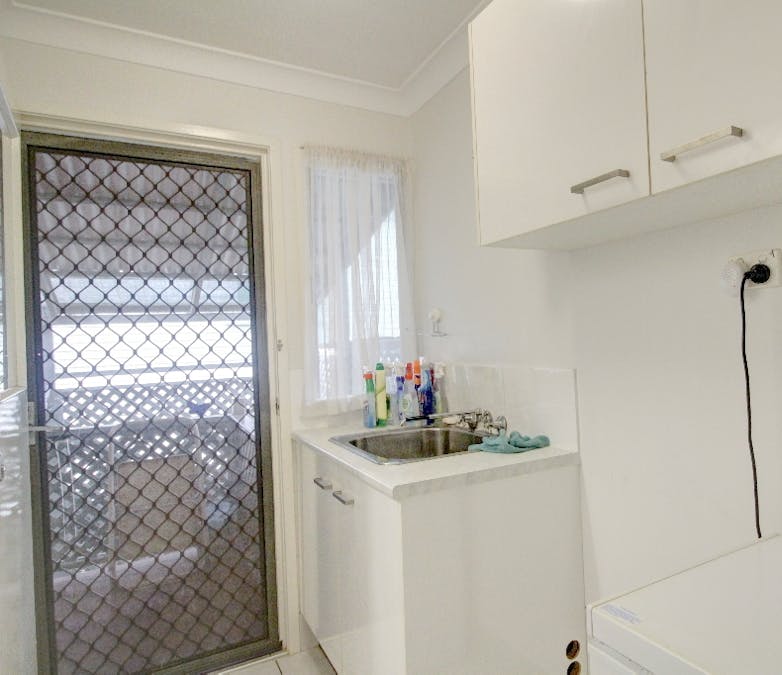 14 Selwyn Street, North Booval, QLD, 4304 - Image 11