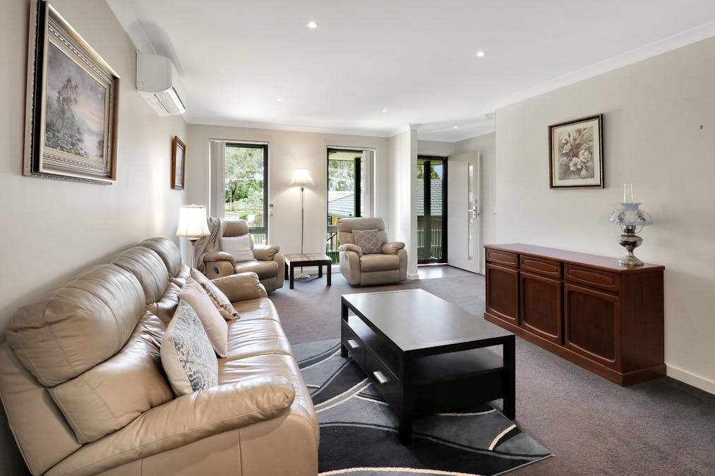 11 Farrall Court, Mansfield, VIC, 3722 - Image 2