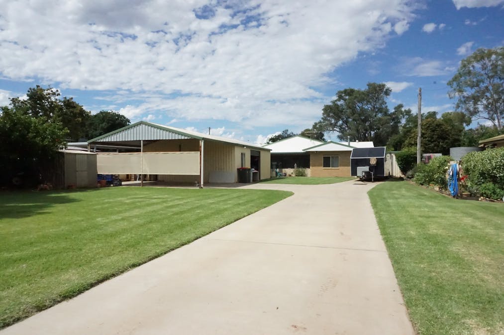 9 Elizabeth Street, St George, QLD, 4487 - Image 2