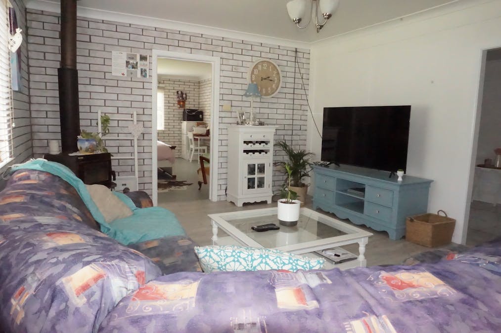9 Elizabeth Street, St George, QLD, 4487 - Image 6