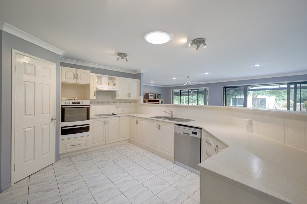 11 Jessie Lane, Murphys Creek, QLD, 4352 - Image 5