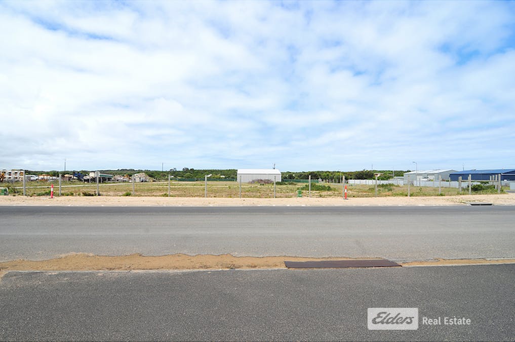101 & 102 White Street, Robe, SA, 5276 - Image 1