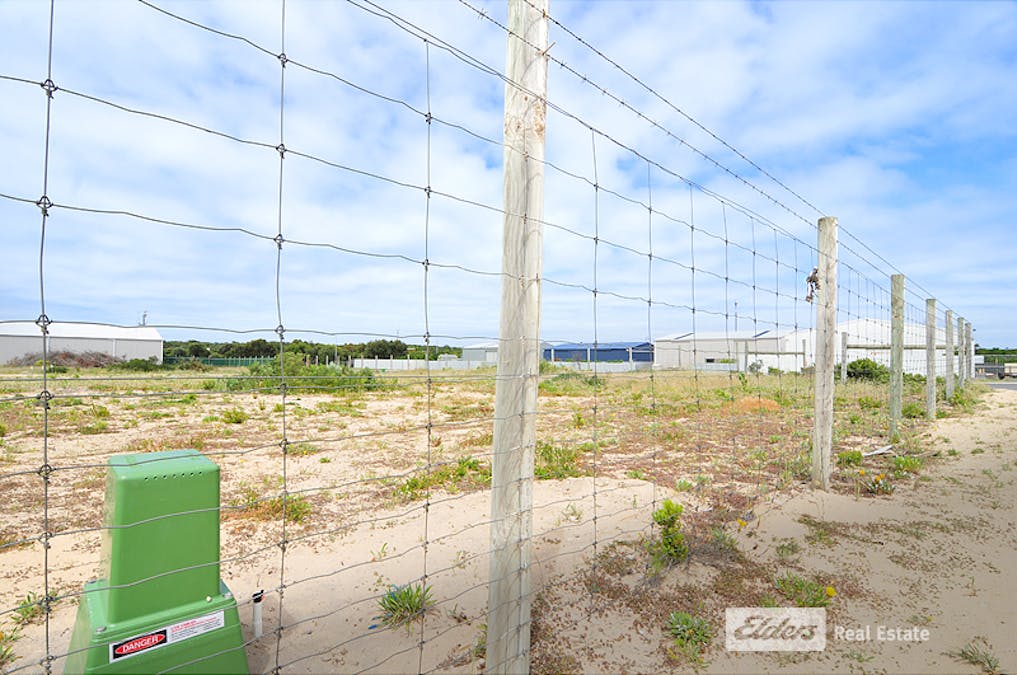 101 & 102 White Street, Robe, SA, 5276 - Image 4