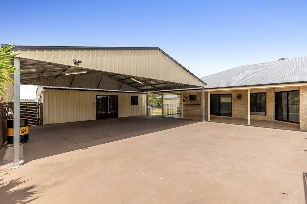72 Valley View Drive, Meringandan West, QLD, 4352 - Image 15