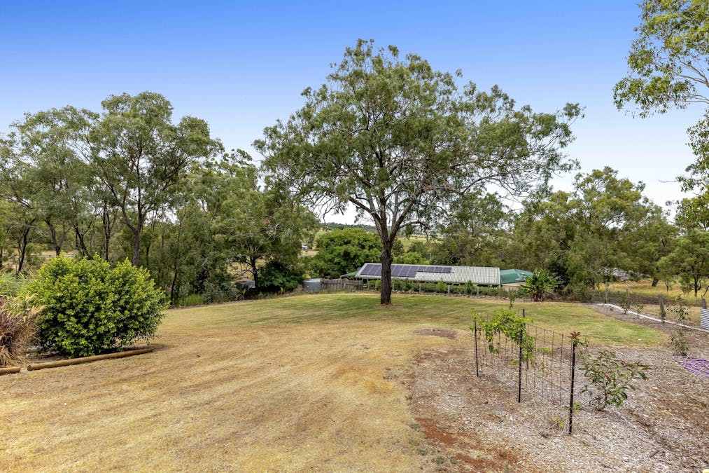 72 Valley View Drive, Meringandan West, QLD, 4352 - Image 21