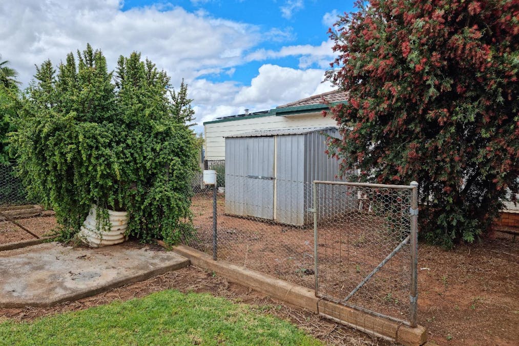 15 Moor Street, Parkes, NSW, 2870 - Image 11