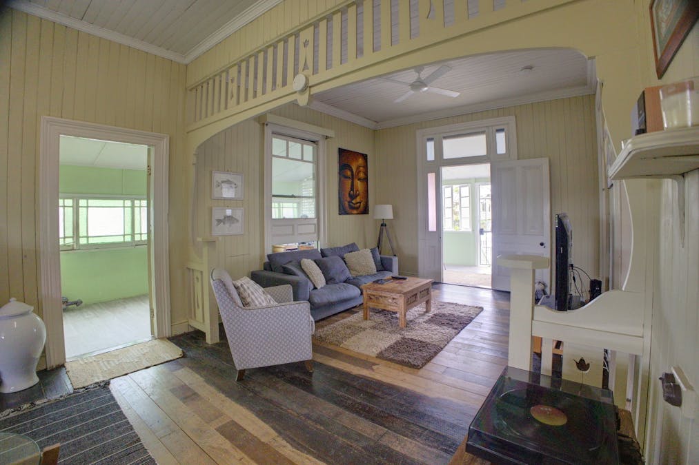 11 Cothill Road, Booval, QLD, 4304 - Image 8