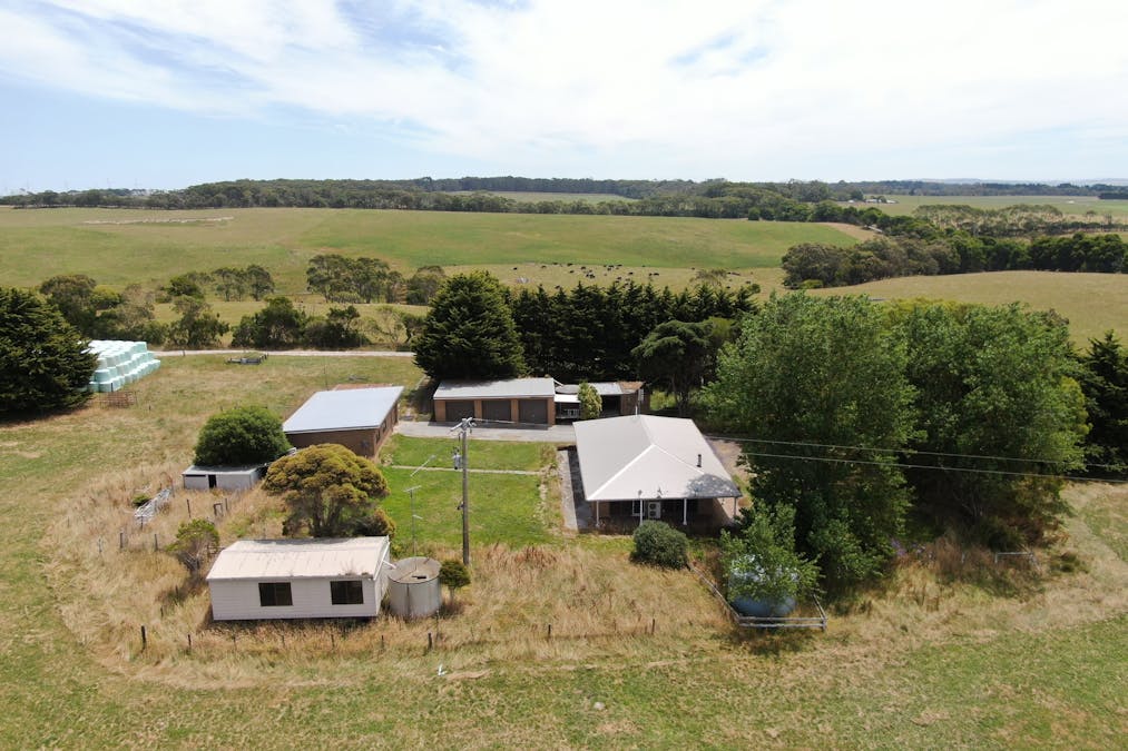 230 Evans Road, Fish Creek, VIC, 3959 - Image 2