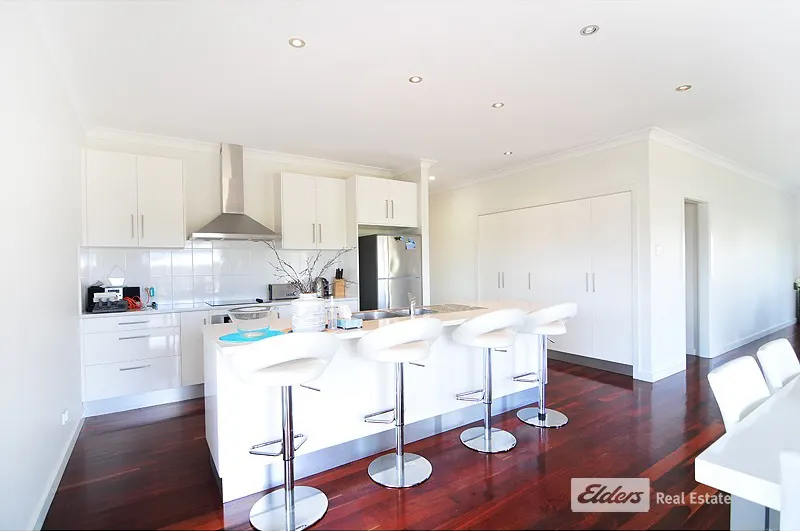 12 Dennis Avenue, Robe, SA, 5276 - Image 4