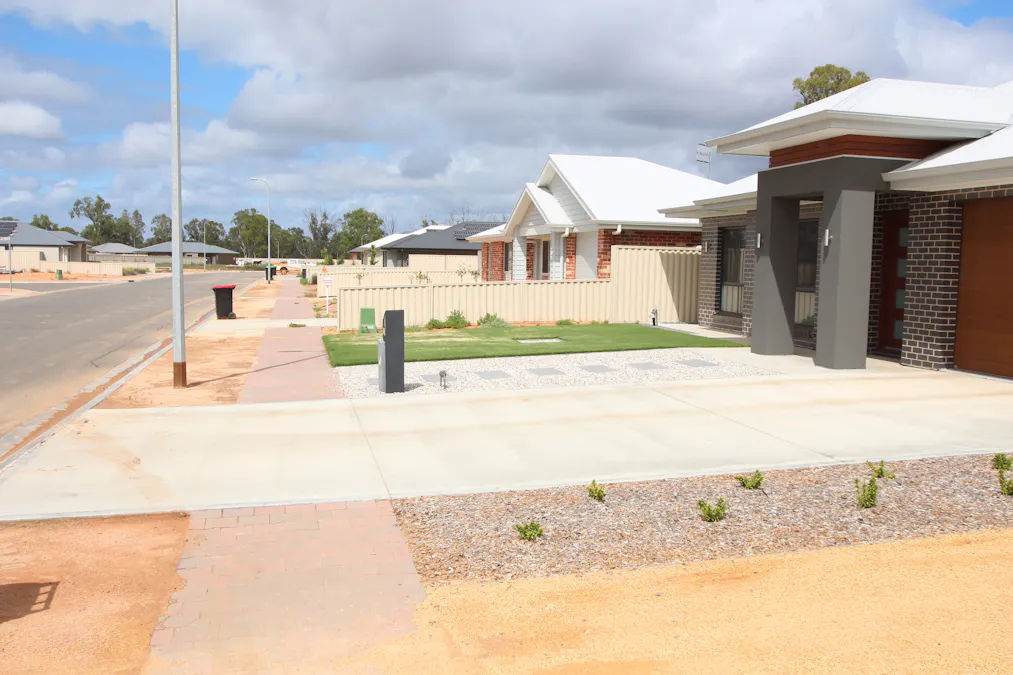 30 Dean Semler Drive, Renmark, SA, 5341 - Image 5
