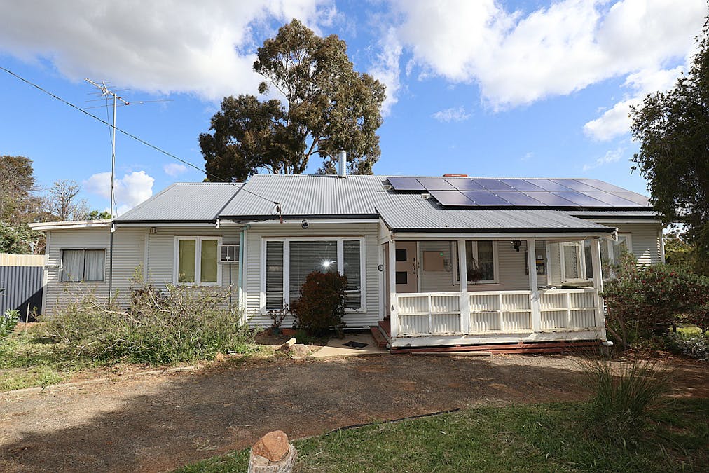 16 GRANT Street, Narrogin, WA, 6312 - Image 2