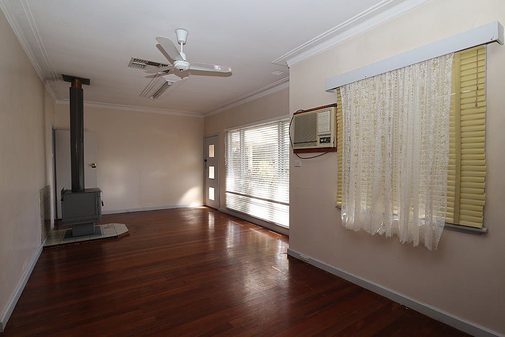 16 GRANT Street, Narrogin, WA, 6312 - Image 7