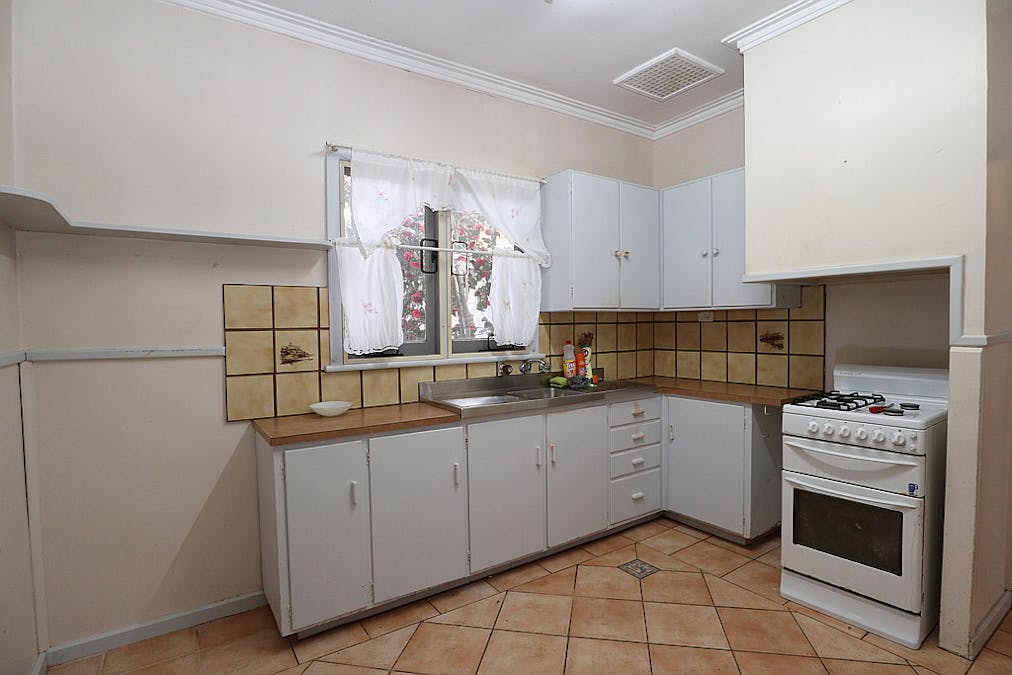 16 GRANT Street, Narrogin, WA, 6312 - Image 10