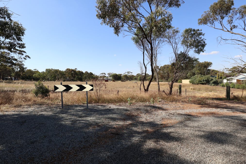 34 Brundell Street, Cuballing, WA, 6311 - Image 12