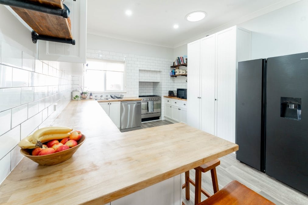 99 Chidlow Street East, Northam, WA, 6401 - Image 14