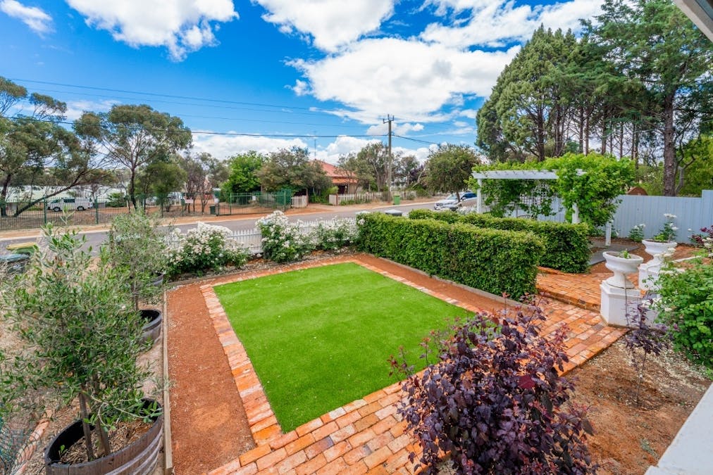 99 Chidlow Street East, Northam, WA, 6401 - Image 33
