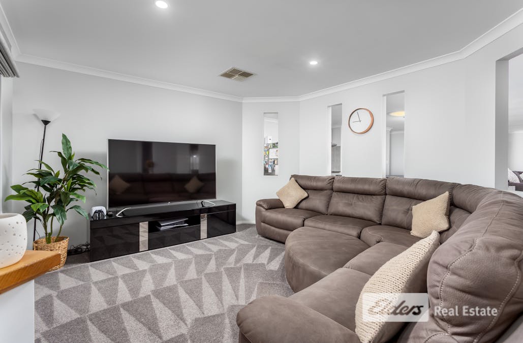 4 Jardine Way, Millbridge, WA, 6232 - Image 4