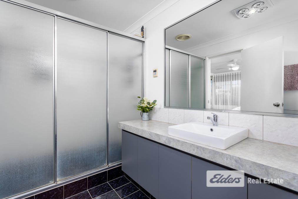 4 Jardine Way, Millbridge, WA, 6232 - Image 12
