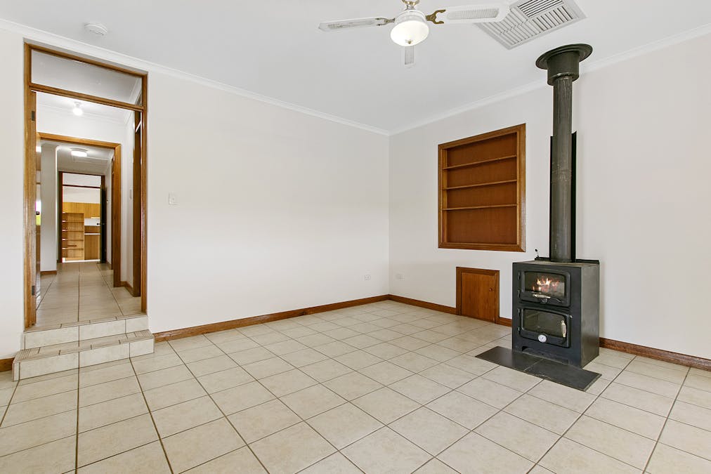 63 Kepa Road, Murray Bridge, SA, 5253 - Image 8