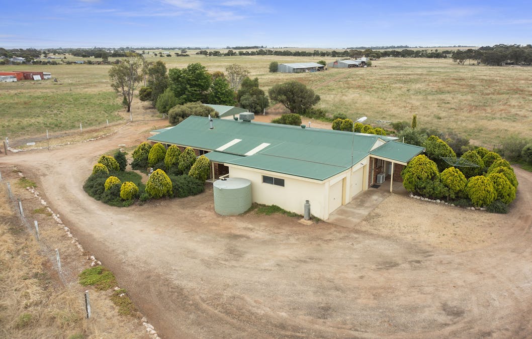 63 Kepa Road, Murray Bridge, SA, 5253 - Image 17