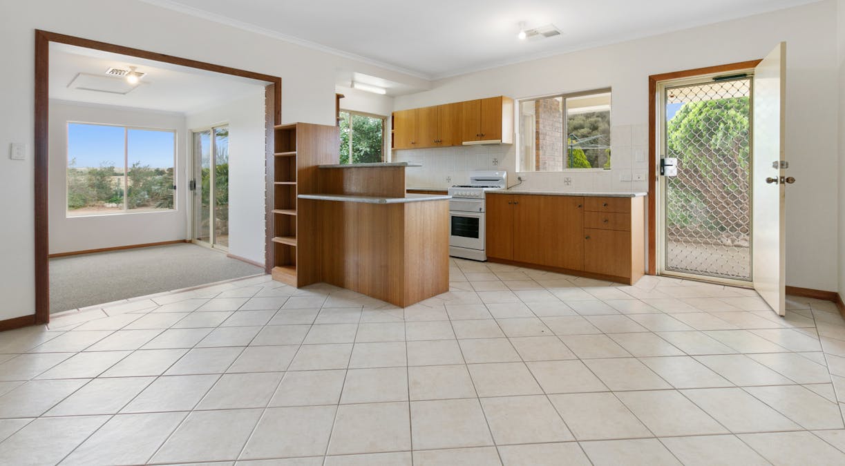 63 Kepa Road, Murray Bridge, SA, 5253 - Image 4