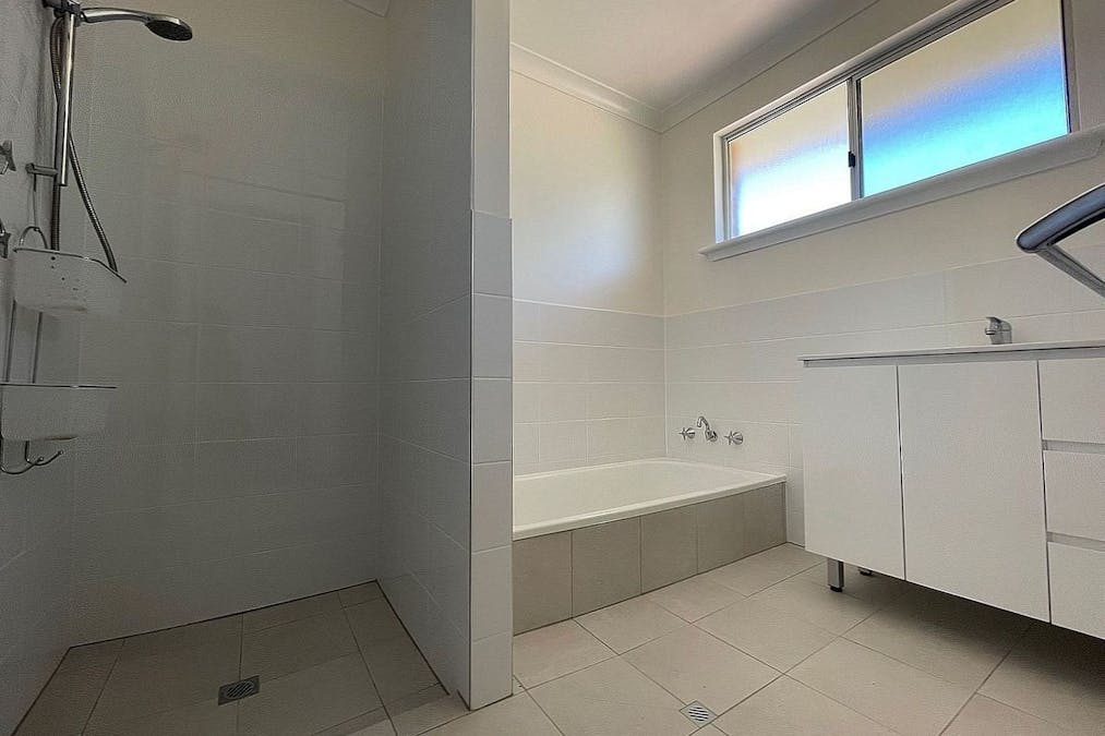 29 Mungan Street, Esperance, WA, 6450 - Image 12
