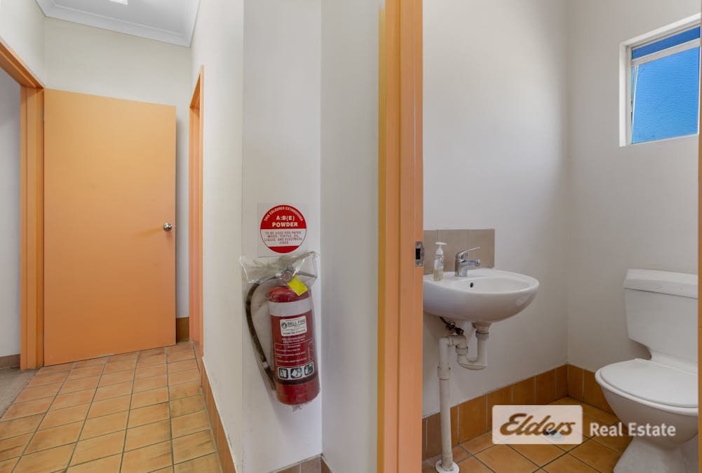 21 Ilmenite Crescent, Capel, WA, 6271 - Image 11