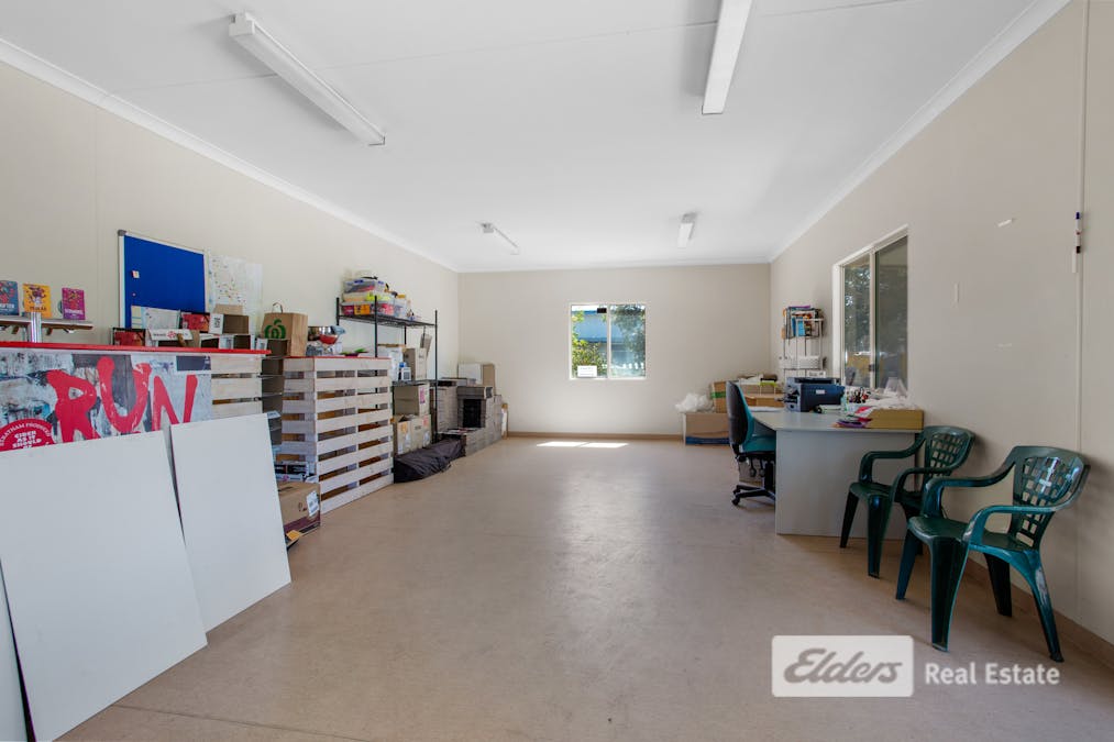 21 Ilmenite Crescent, Capel, WA, 6271 - Image 8