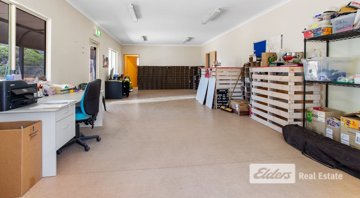 21 Ilmenite Crescent, Capel, WA, 6271 - Image 9