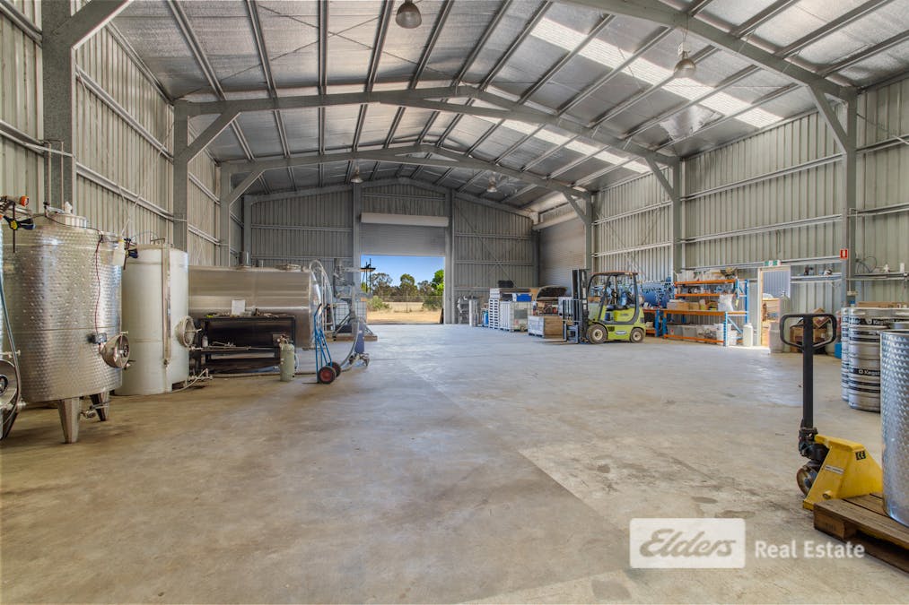 21 Ilmenite Crescent, Capel, WA, 6271 - Image 6