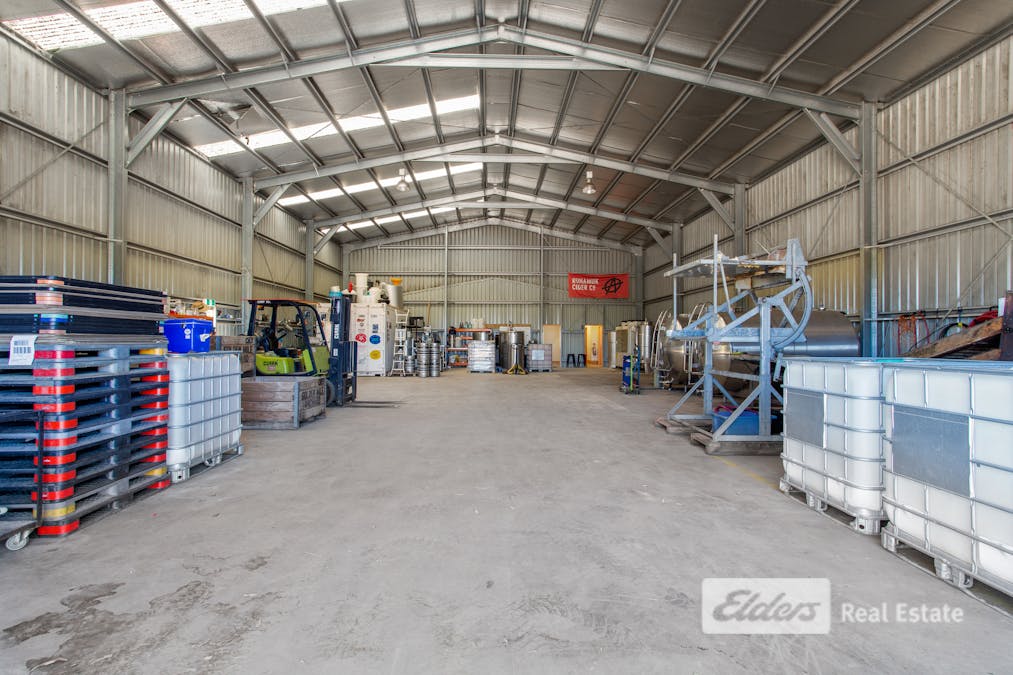 21 Ilmenite Crescent, Capel, WA, 6271 - Image 7
