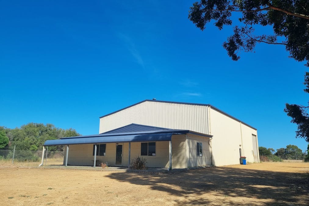 21 Ilmenite Crescent, Capel, WA, 6271 - Image 1