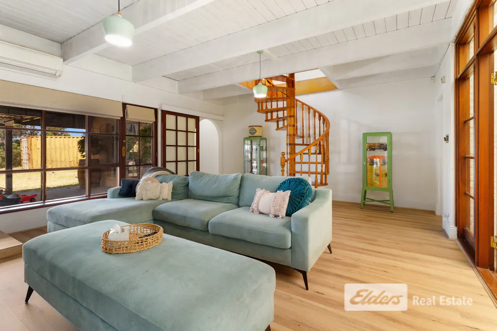 350 Steere Street, Collie, WA, 6225 - Image 24