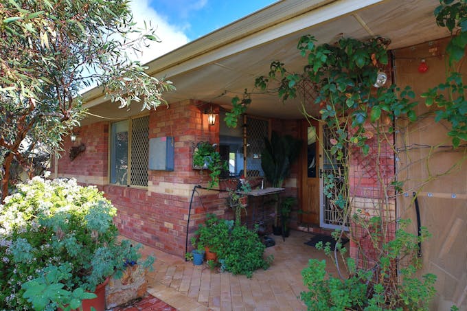 11 Bull Street, Kulin, WA, 6365 - Image 1