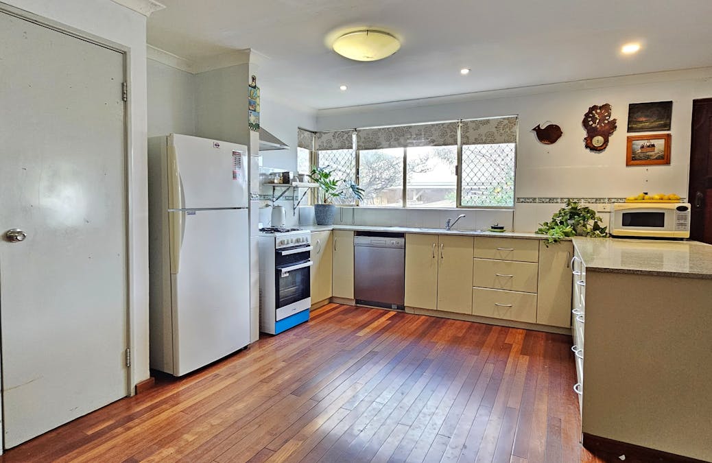 11 Bull Street, Kulin, WA, 6365 - Image 3