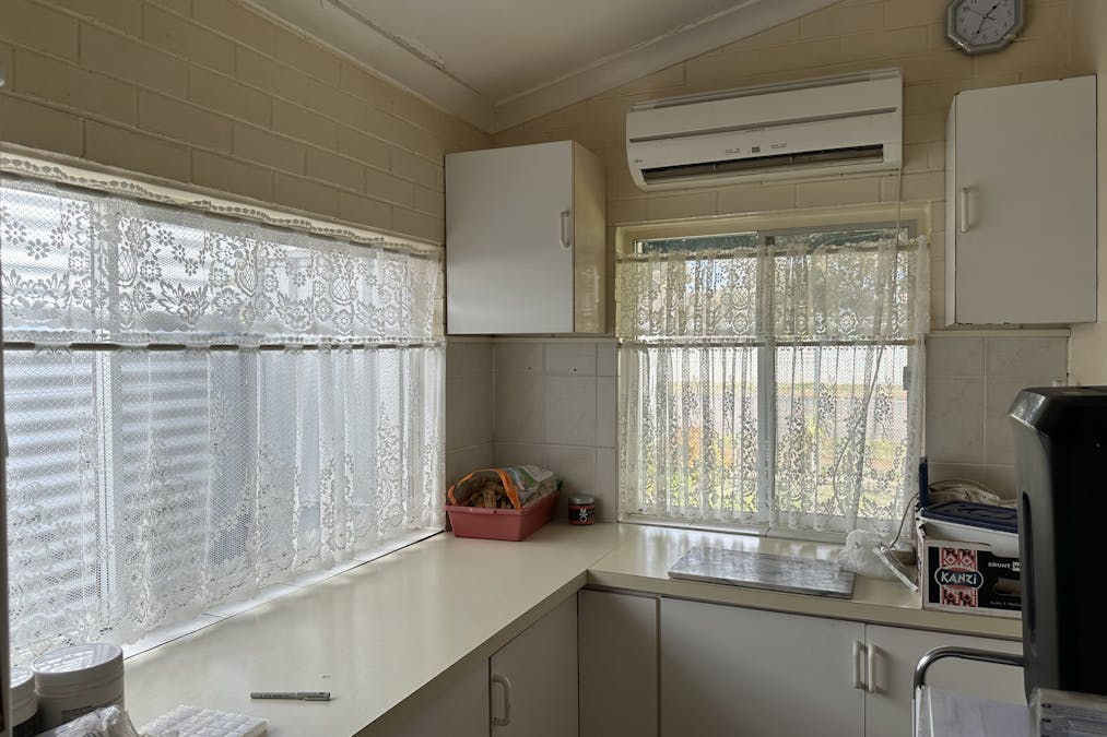 78 Richardson Street, Katanning, WA, 6317 - Image 5